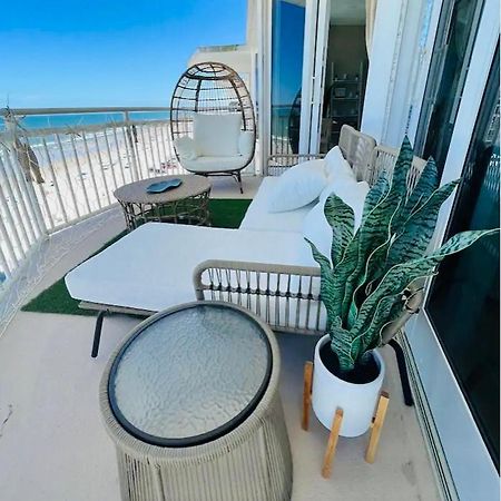 Beach Oasis 704 Lovely Daytona Ocean Front For 5 Sleeps Up To 12 Daytona Beach Buitenkant foto